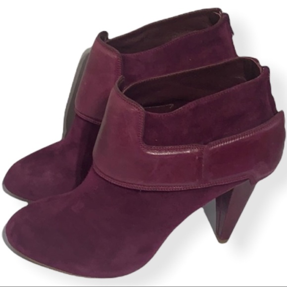 - Botkier Jada Fuchsia Suede & Leather Heeled Bootie Pump - Picture 10 of 10